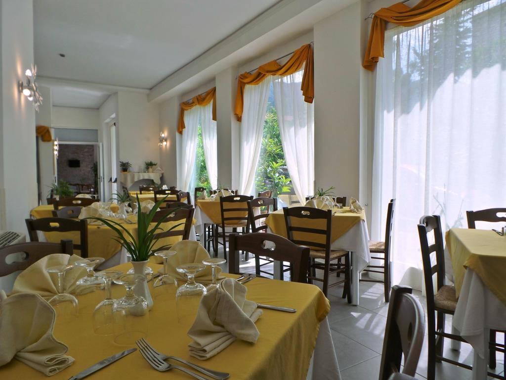 Hotel La Congiura Dei Baroni Teggiano Ngoại thất bức ảnh
